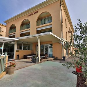Hotel Sanary, Soleil Et Jardin - Renovation Hiver 2024-25